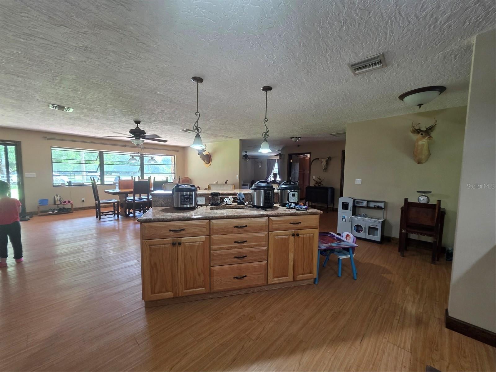 PAULAND ACRES - Residential