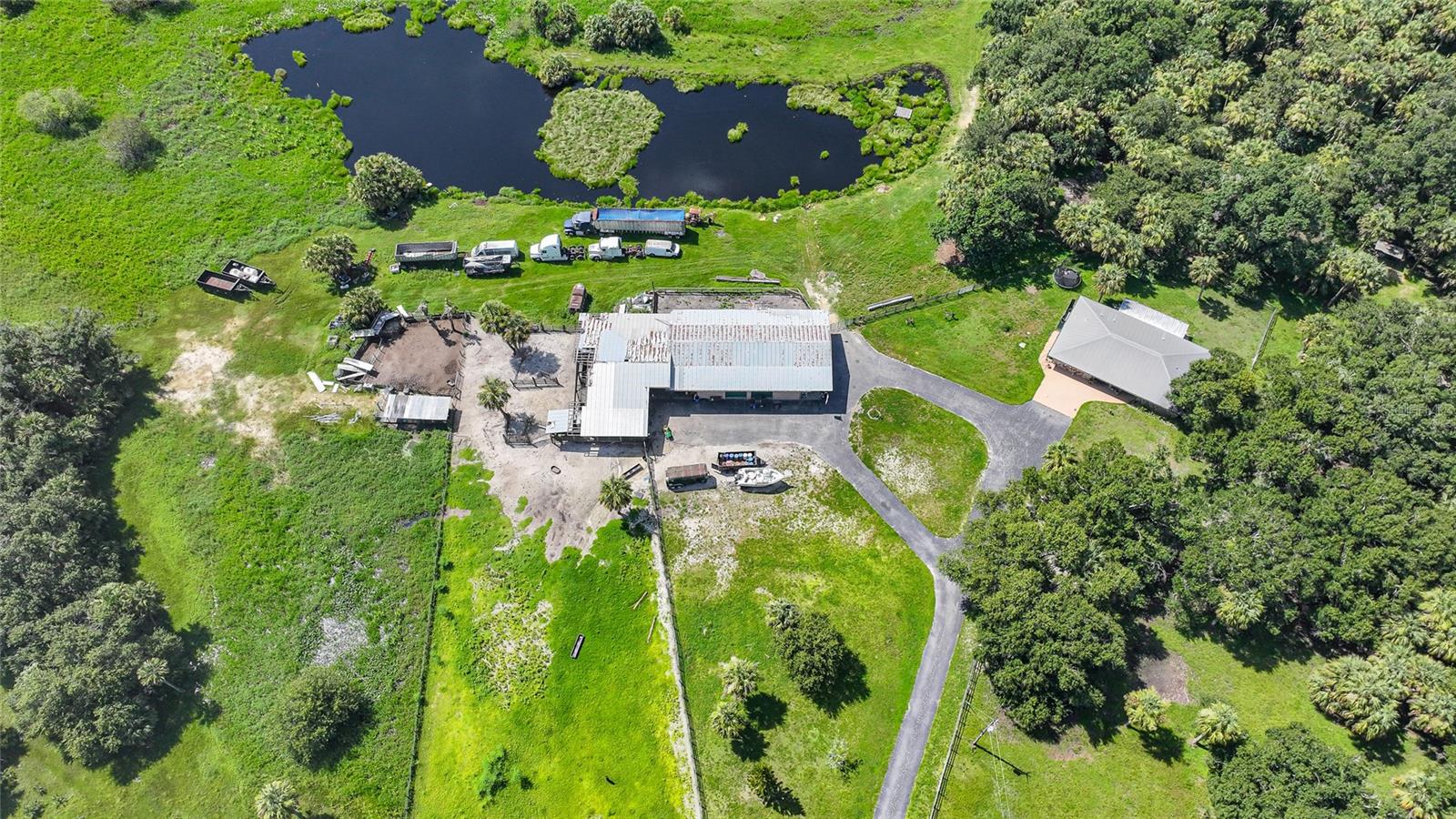 PAULAND ACRES - Residential