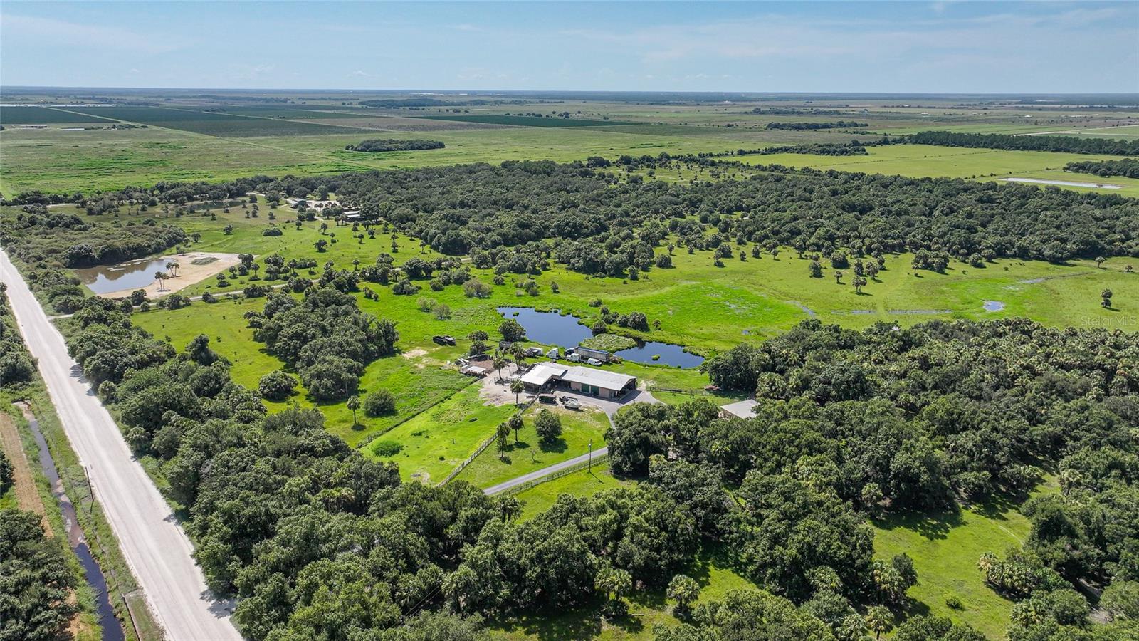 PAULAND ACRES - Residential