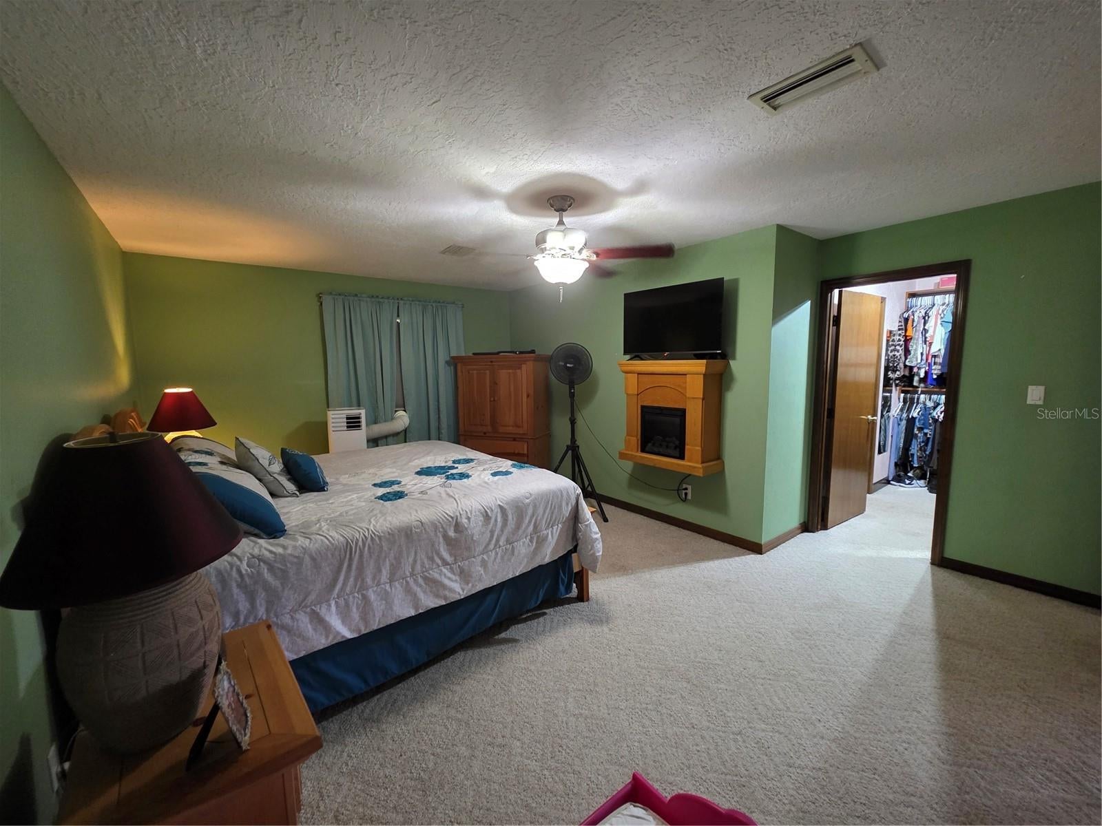 PAULAND ACRES - Residential