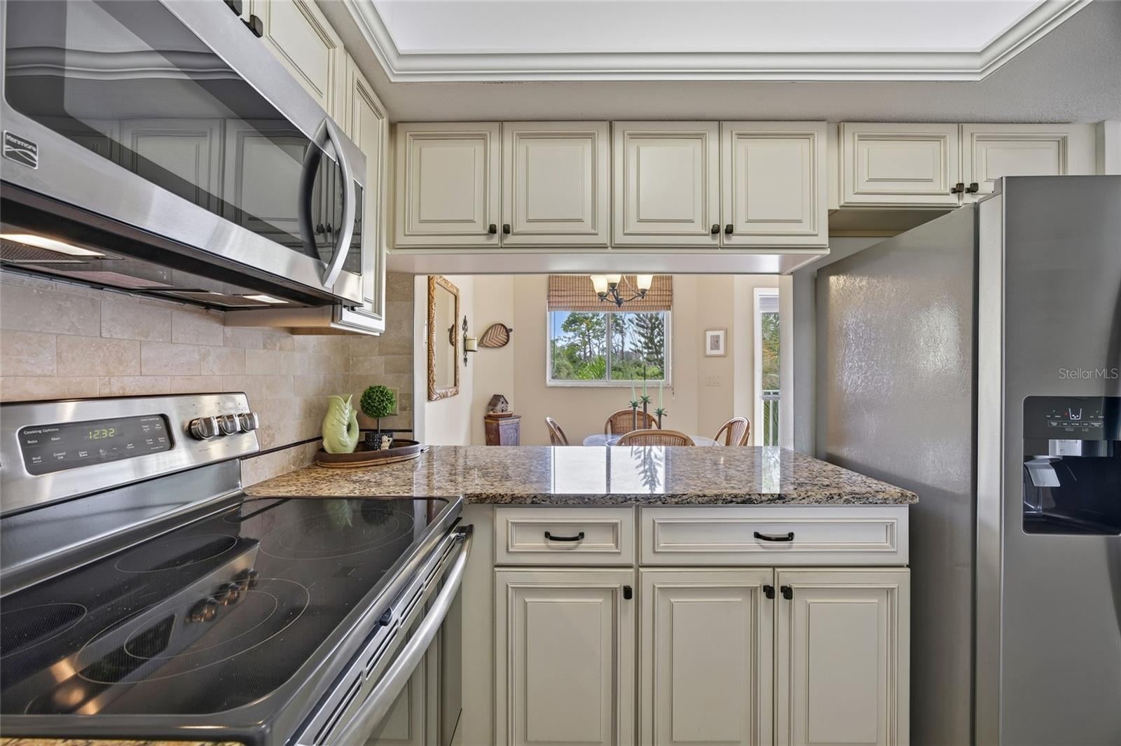 LEMON BAY BREEZES PH 02 BLDG B - Residential