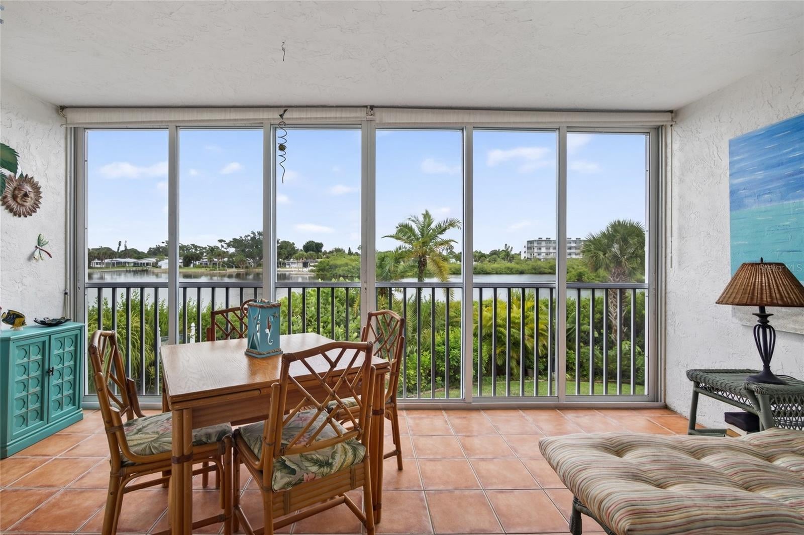 LEMON BAY BREEZES PH 02 BLDG B - Residential
