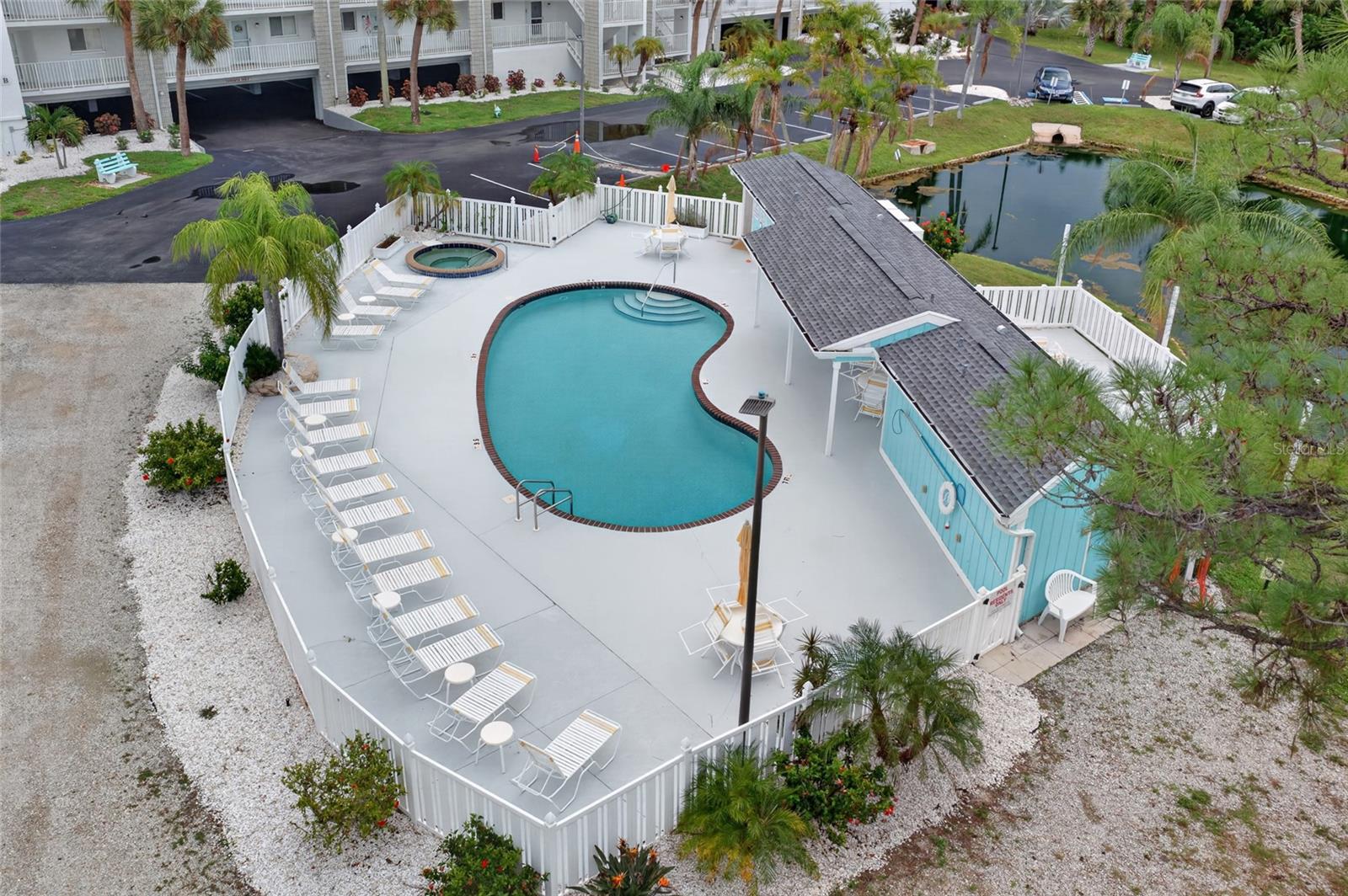 LEMON BAY BREEZES PH 02 BLDG B - Residential