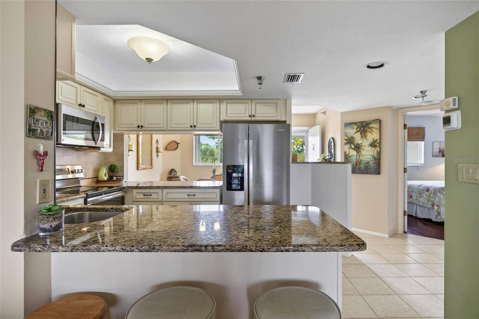 LEMON BAY BREEZES PH 02 BLDG B - Residential
