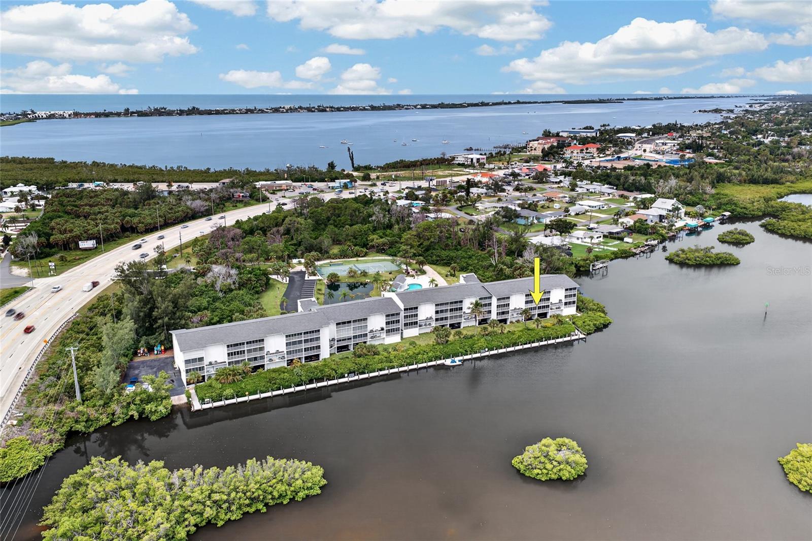 LEMON BAY BREEZES PH 02 BLDG B - Residential