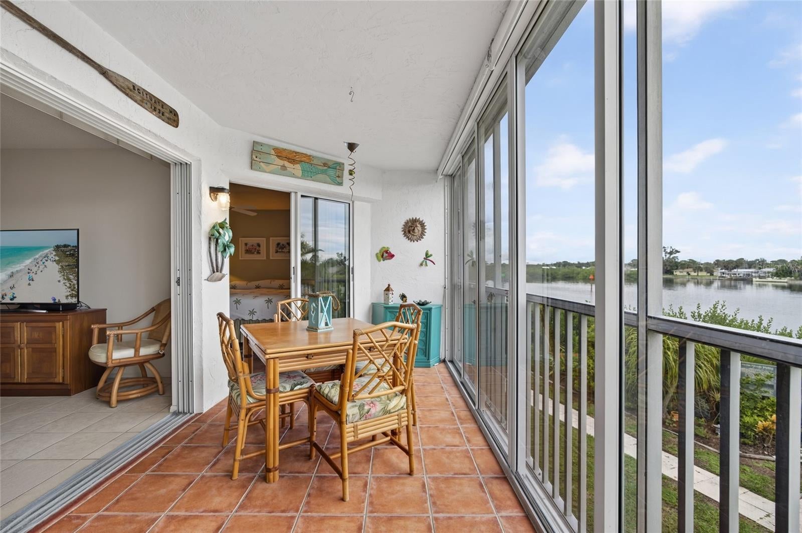 LEMON BAY BREEZES PH 02 BLDG B - Residential