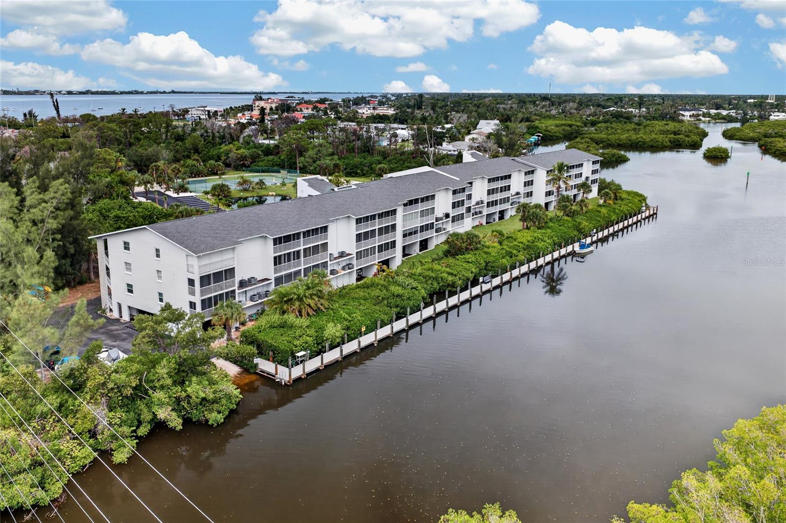 LEMON BAY BREEZES PH 02 BLDG B - Residential