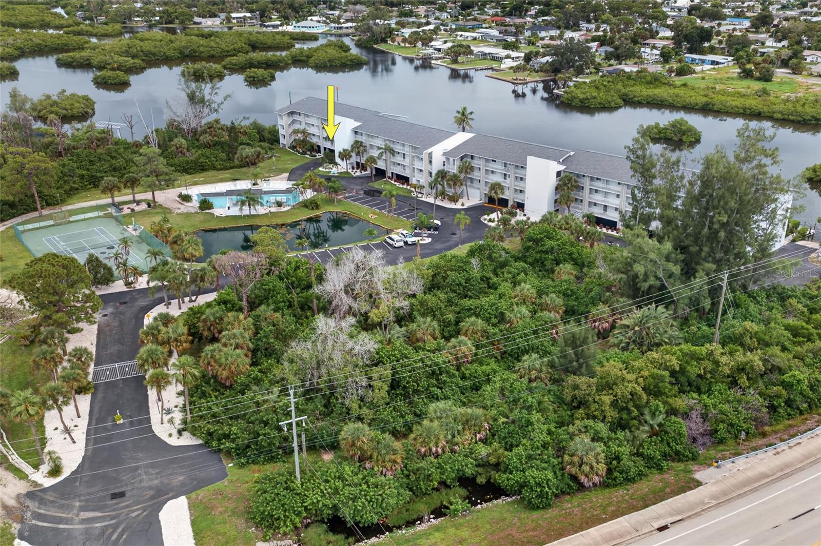 LEMON BAY BREEZES PH 02 BLDG B - Residential