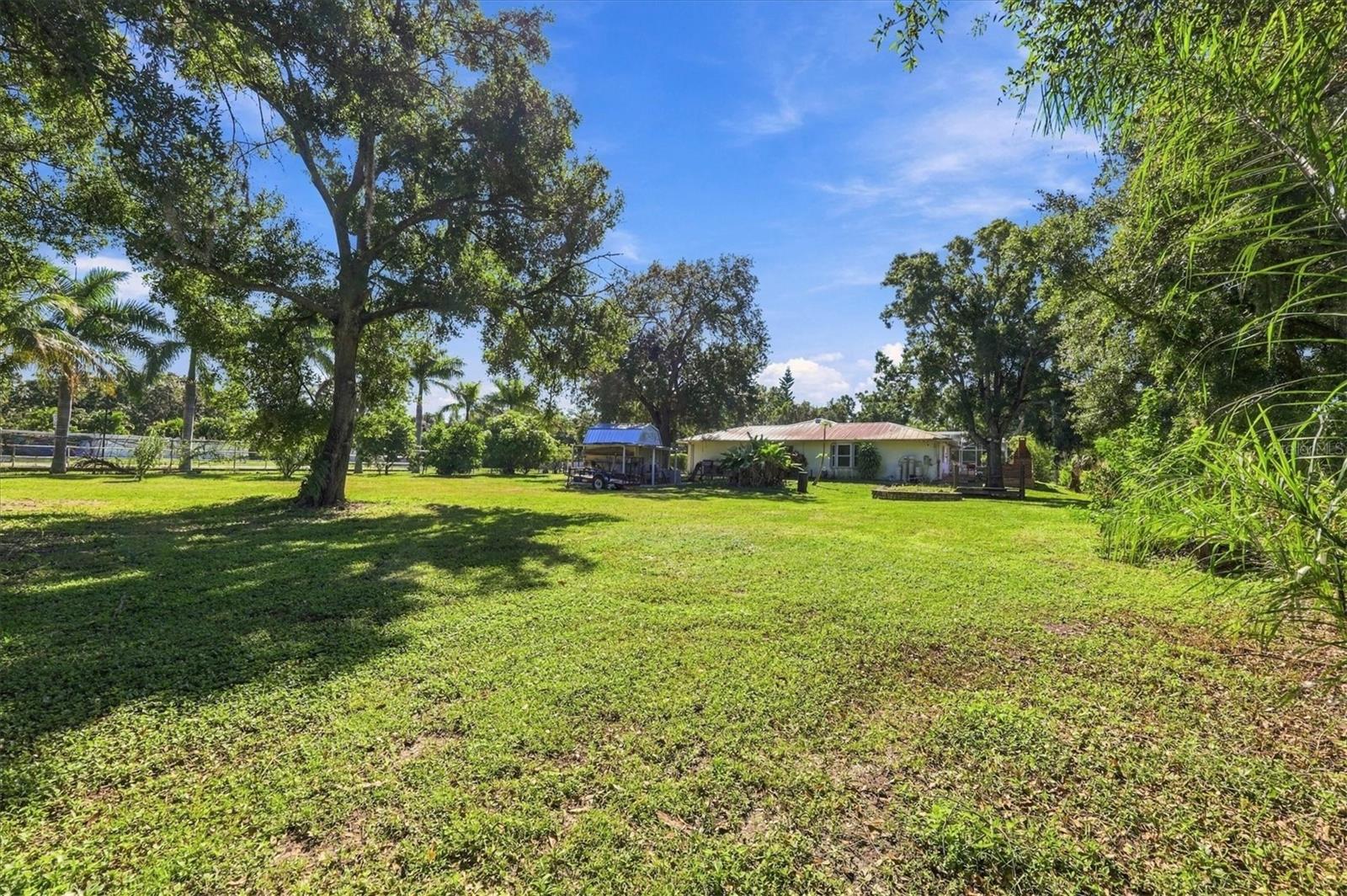 DESOTO ACRES AREA - Residential
