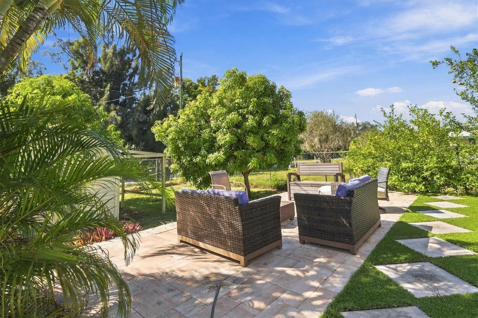 DESOTO ACRES AREA - Residential