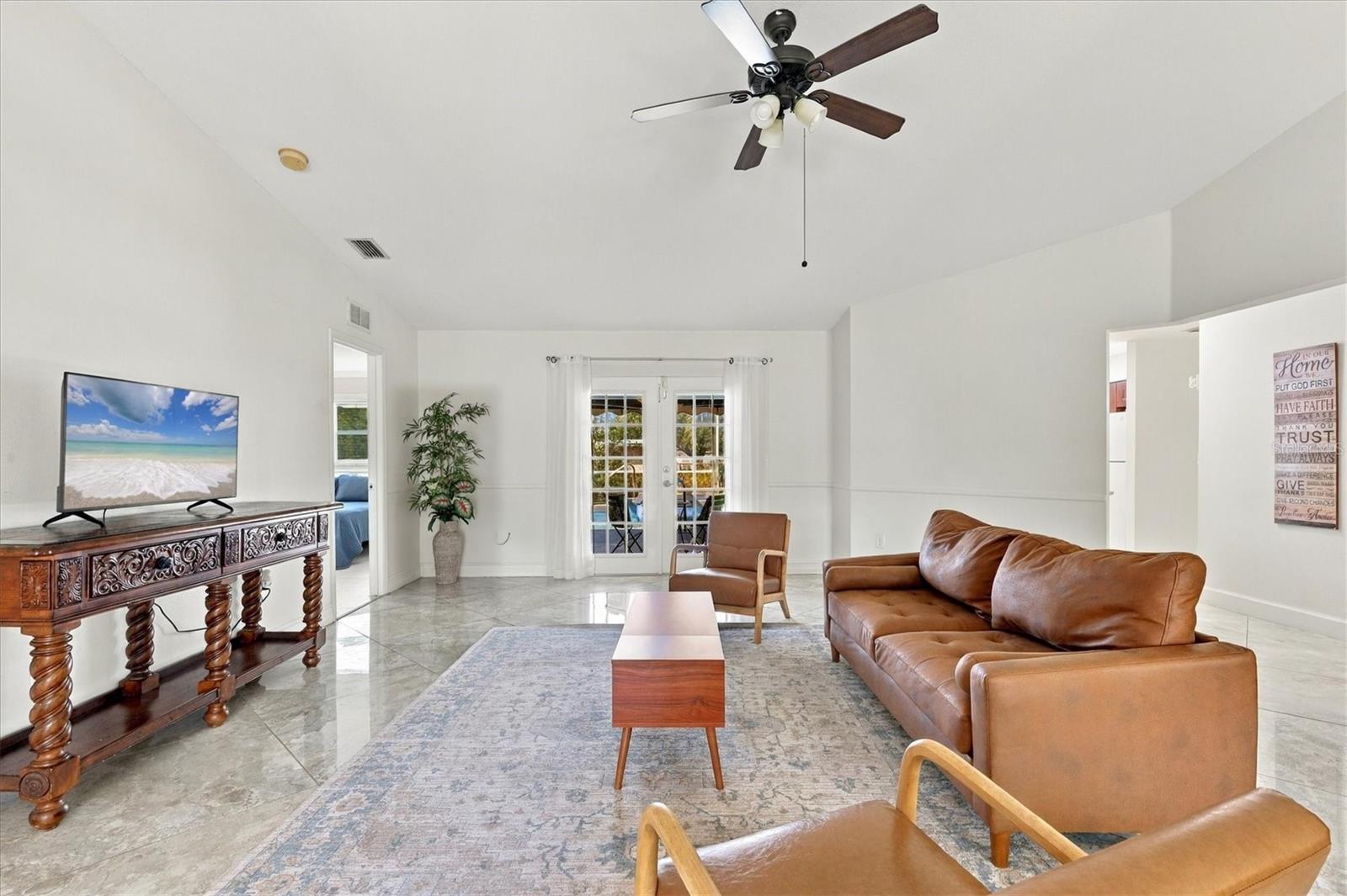 DESOTO ACRES AREA - Residential