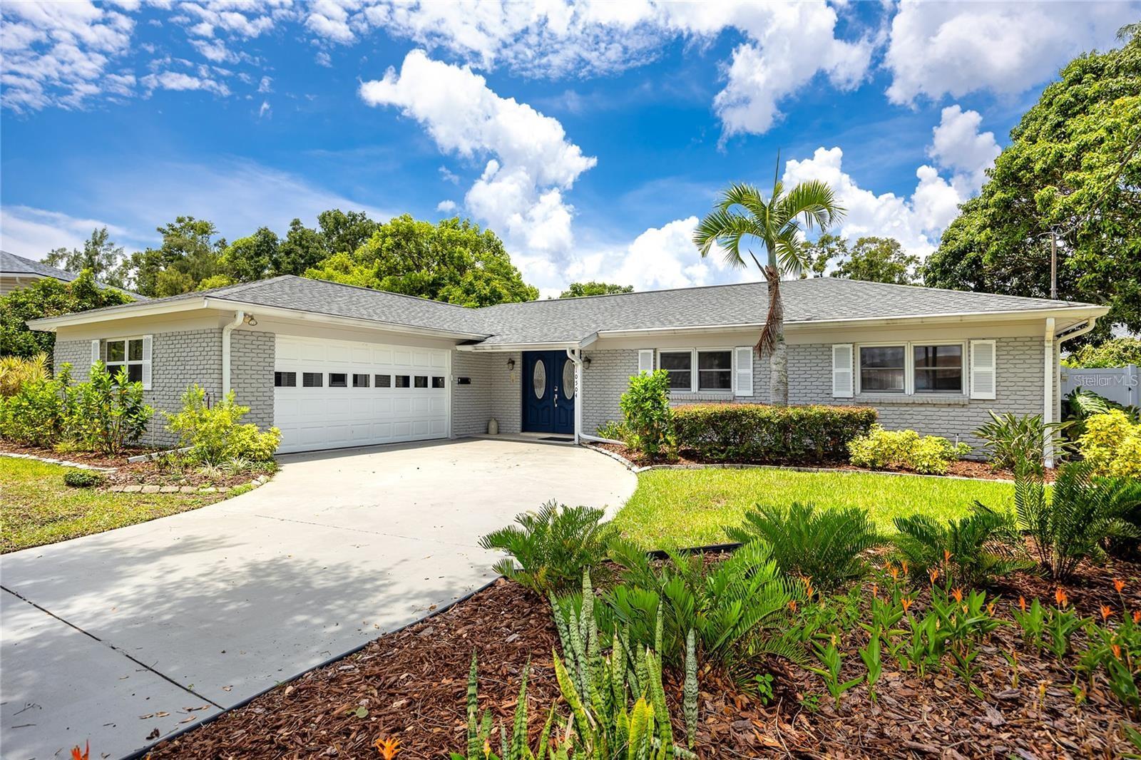 ECHOLS LAKE CARROLL ESTATES 4T - Residential