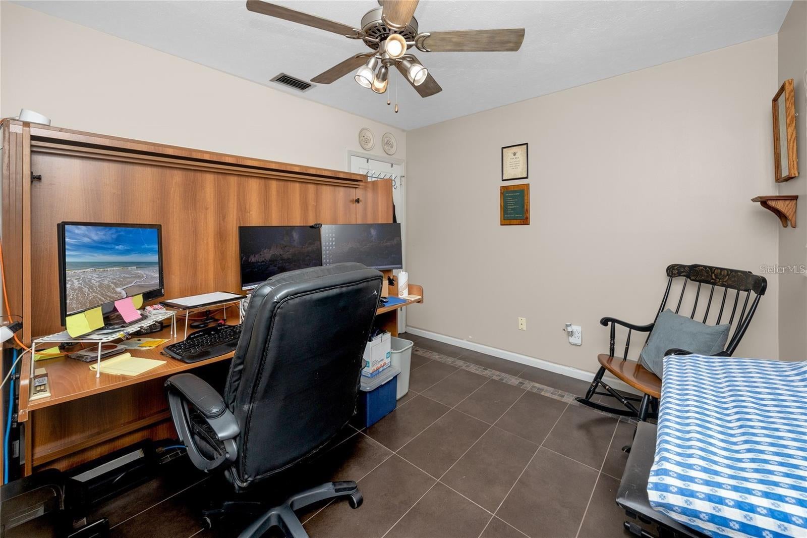 ECHOLS LAKE CARROLL ESTATES 4T - Residential