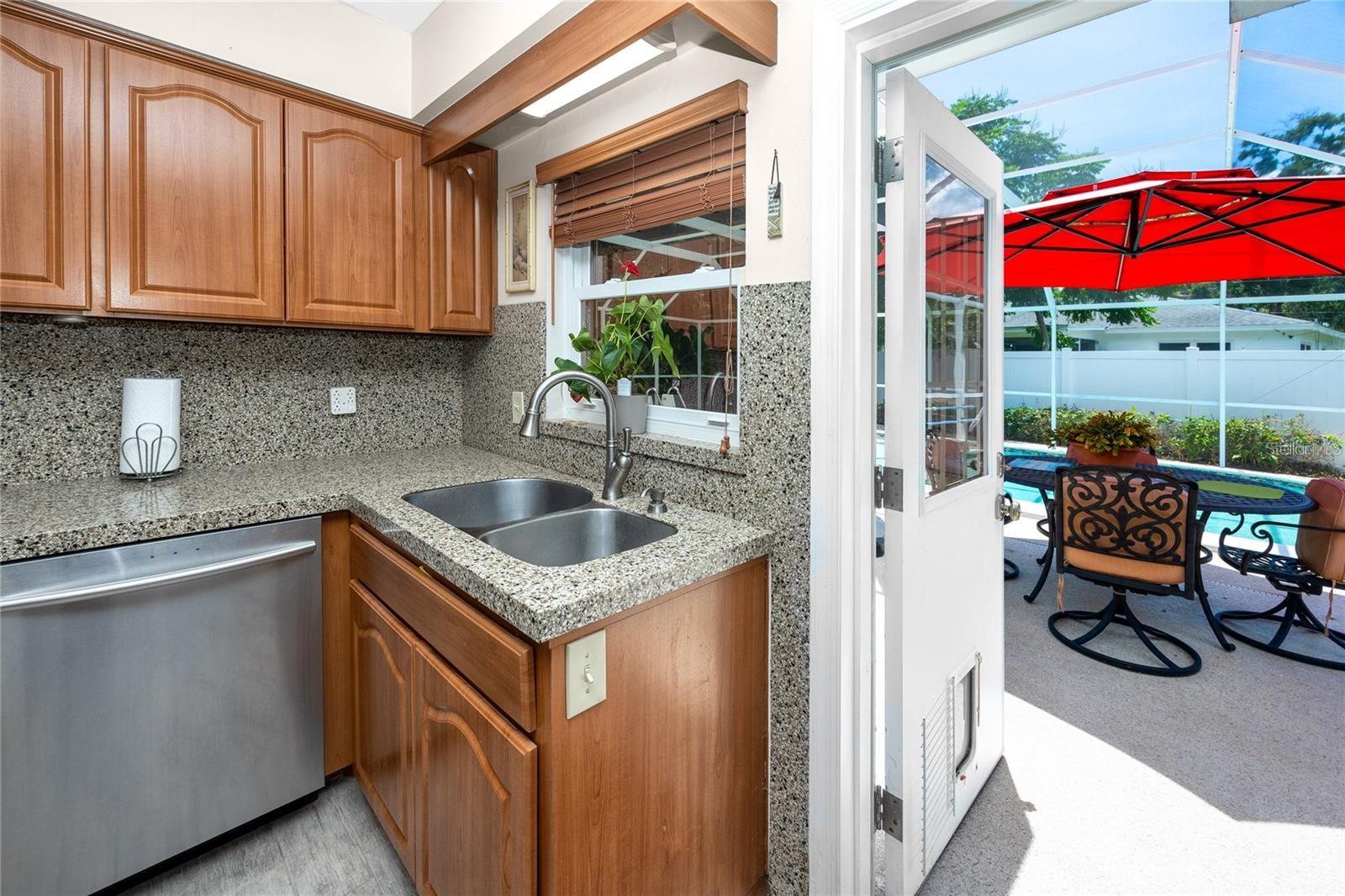 ECHOLS LAKE CARROLL ESTATES 4T - Residential