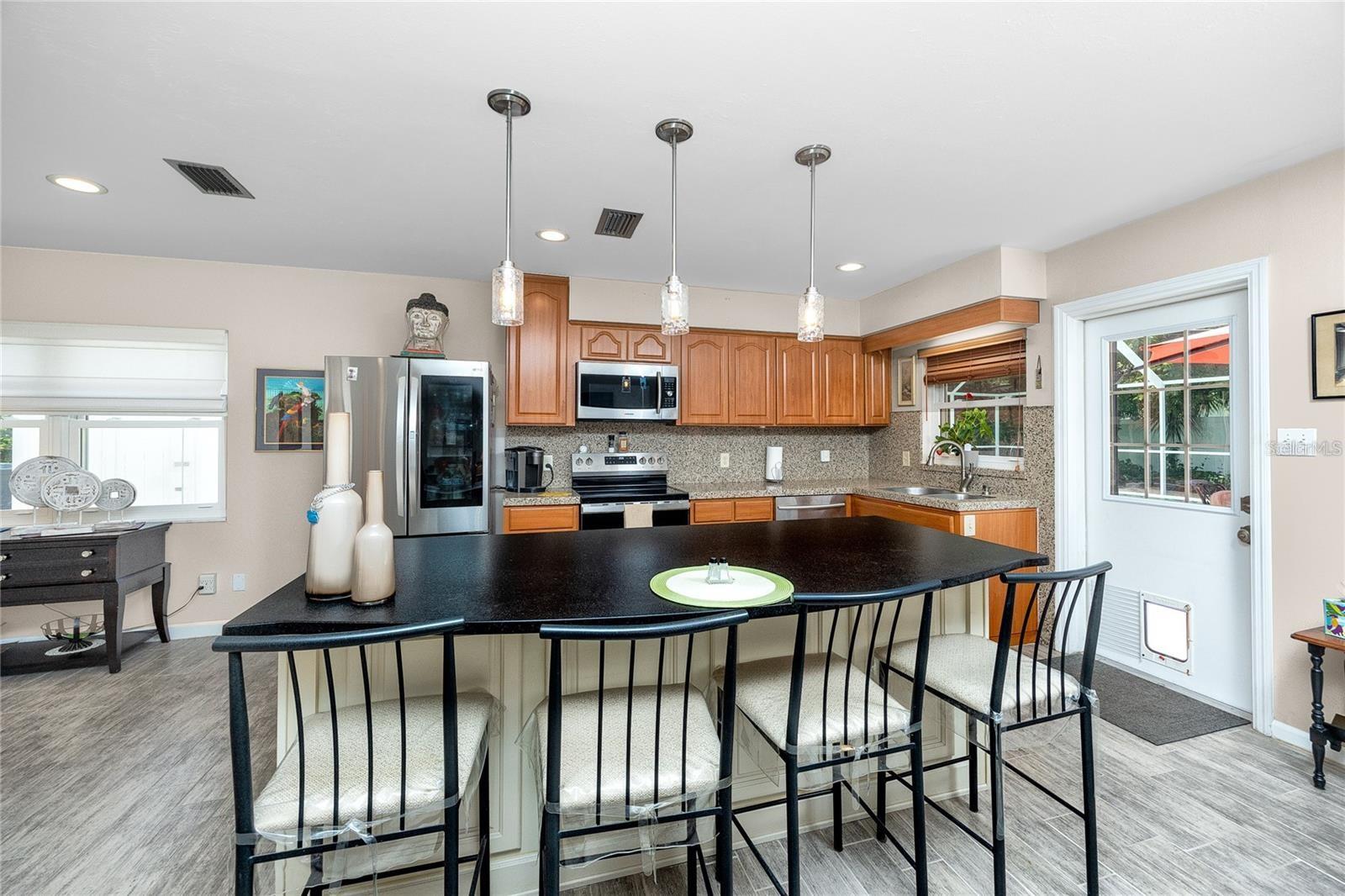 ECHOLS LAKE CARROLL ESTATES 4T - Residential