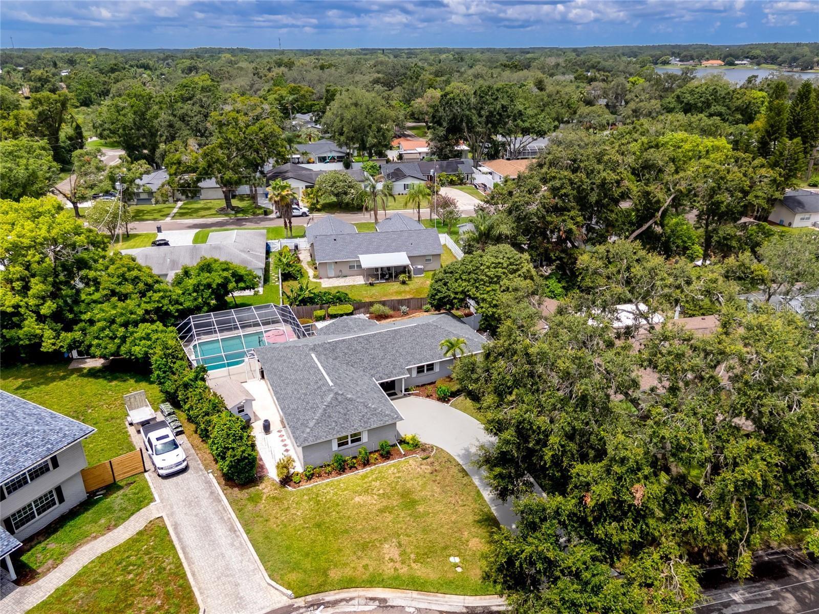 ECHOLS LAKE CARROLL ESTATES 4T - Residential