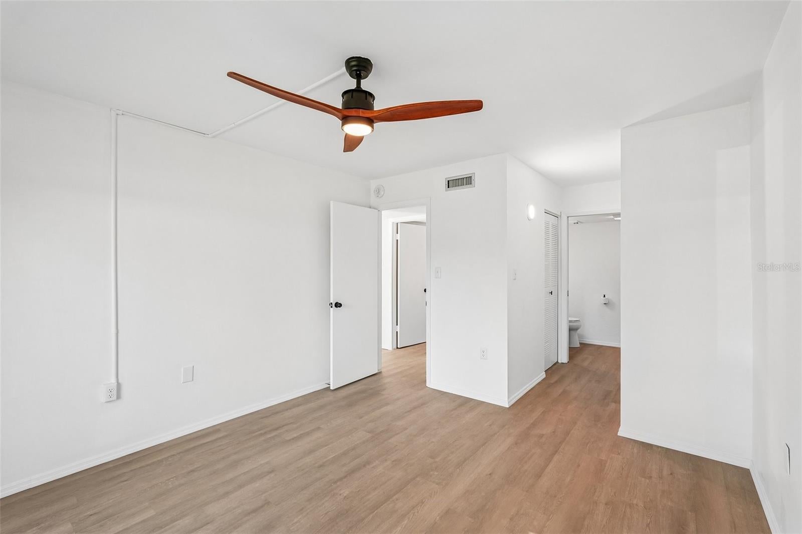 RALEIGH HOUSE OF PORT CHARLOTTE - Residential