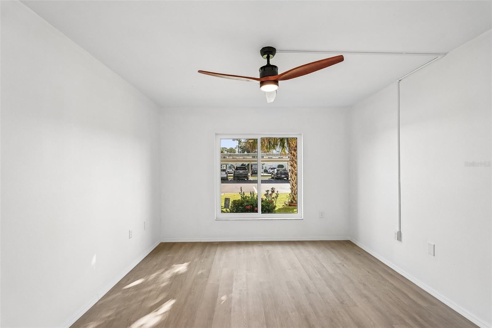 RALEIGH HOUSE OF PORT CHARLOTTE - Residential