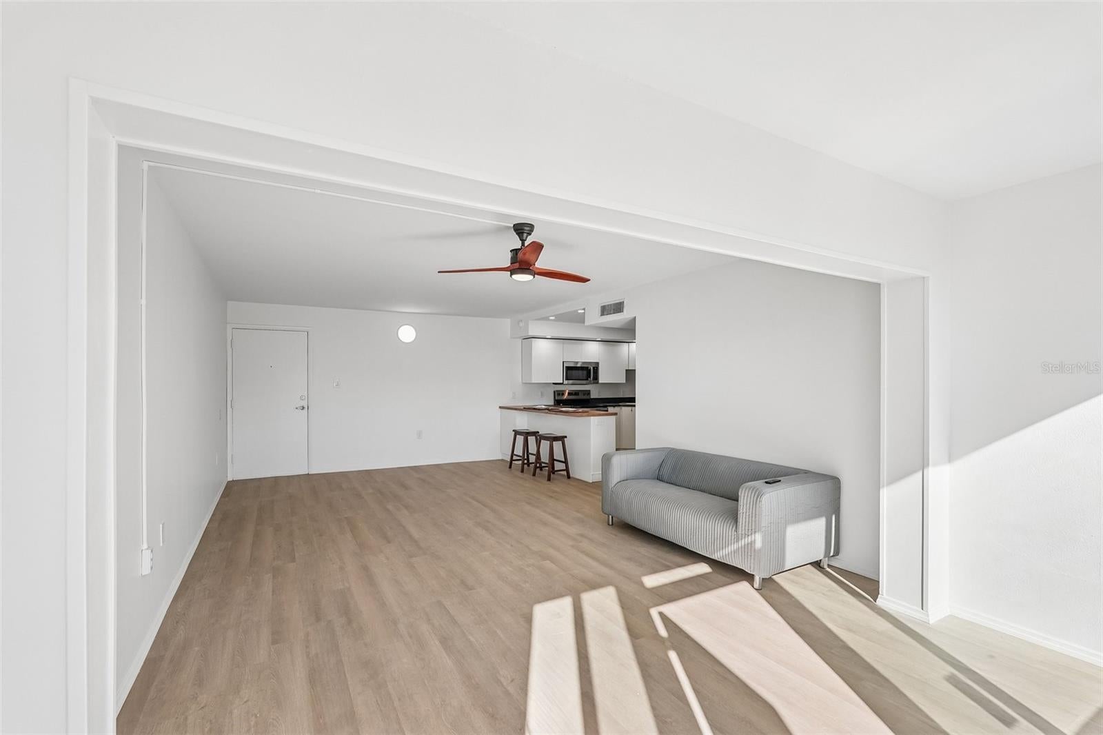 RALEIGH HOUSE OF PORT CHARLOTTE - Residential