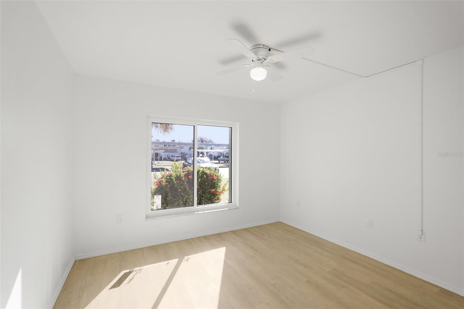 RALEIGH HOUSE OF PORT CHARLOTTE - Residential