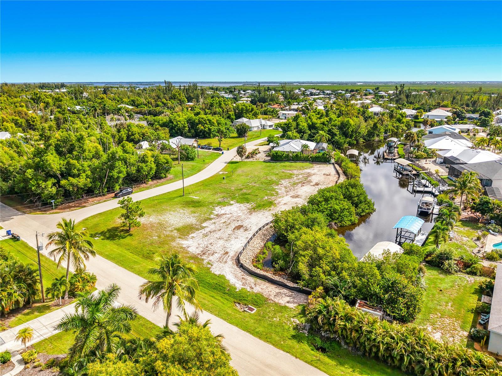 CHARLOTTE SHORES - Land