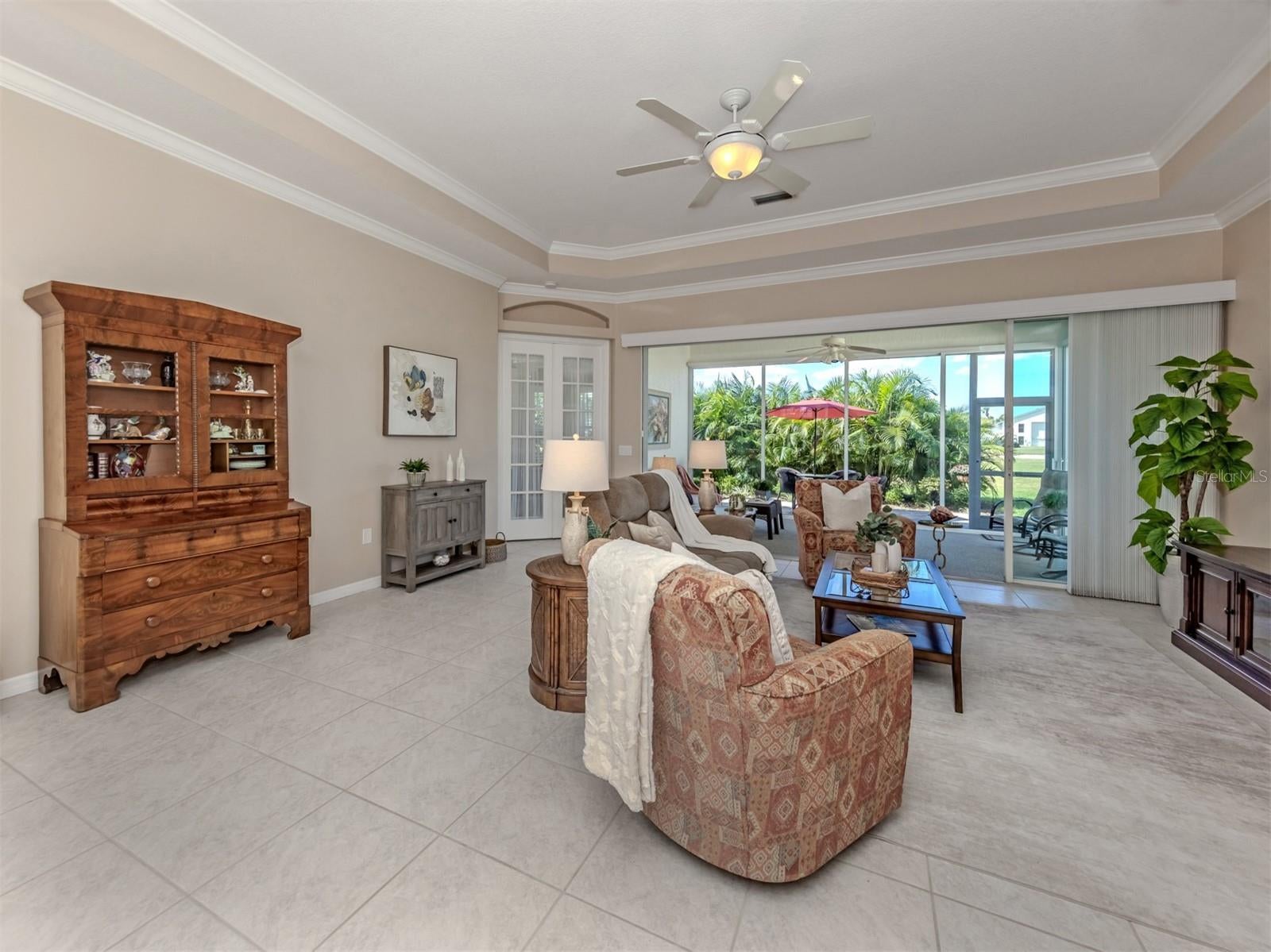 SAWGRASS - Residential