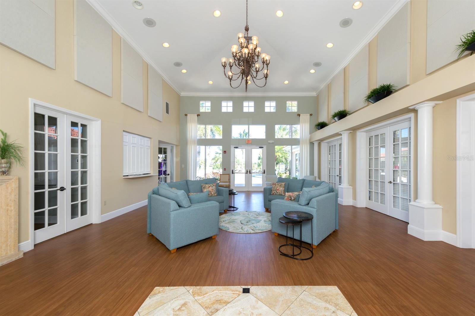 SAWGRASS - Residential