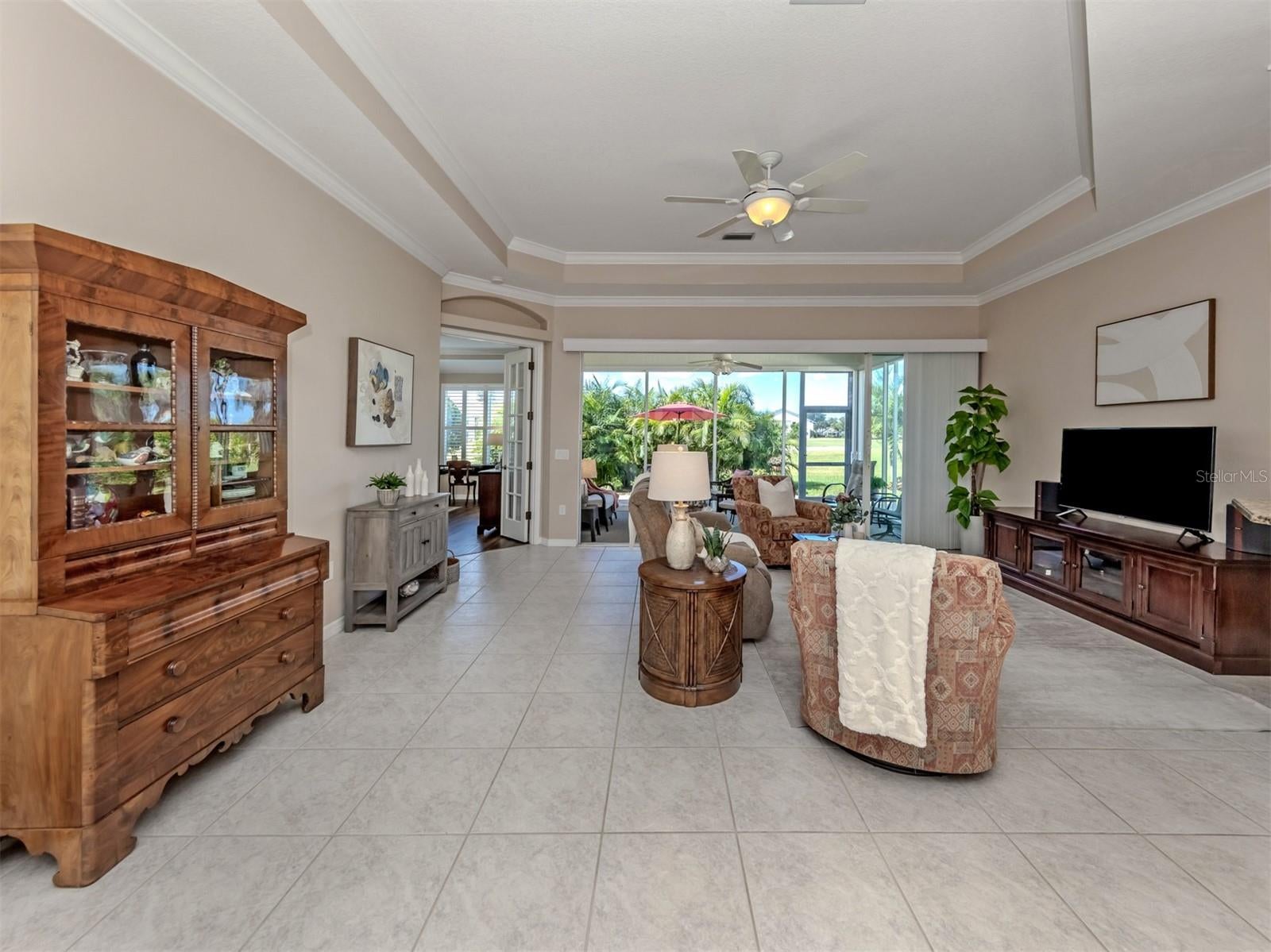 SAWGRASS - Residential