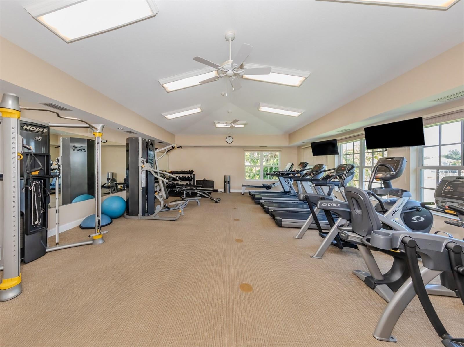SAWGRASS - Residential