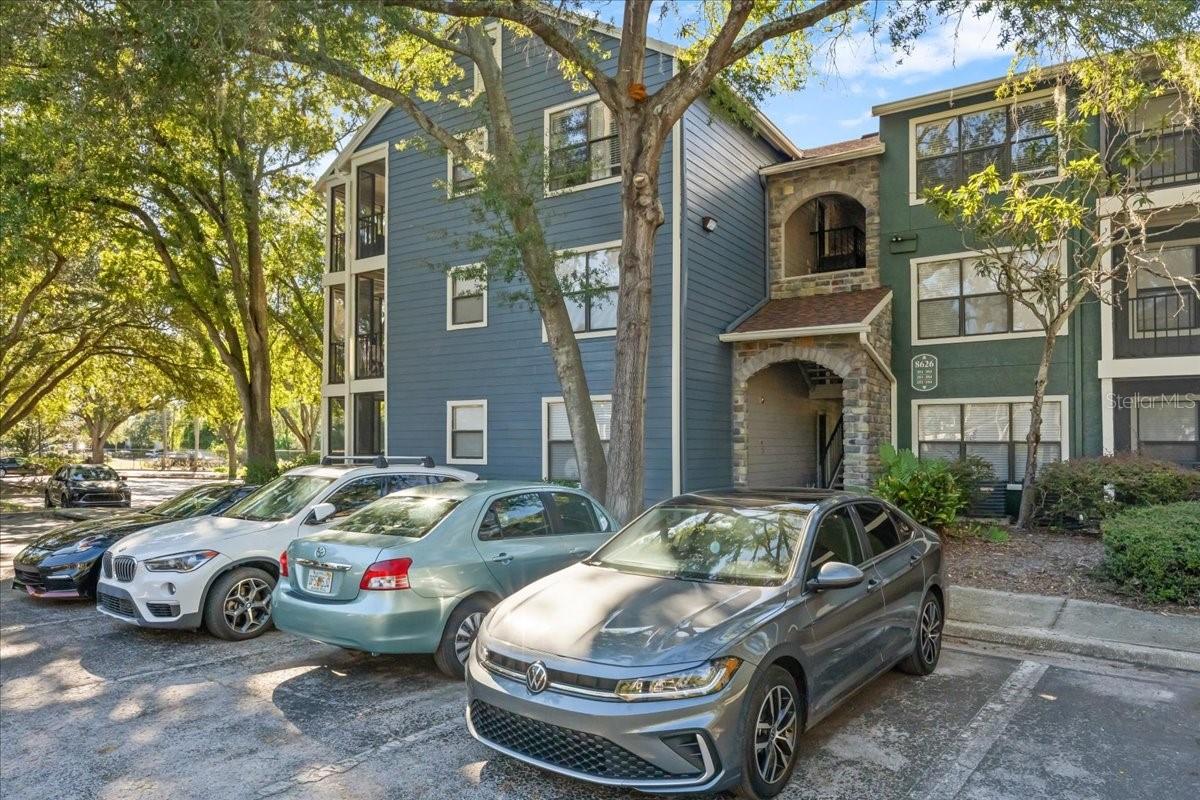GRANDE OASIS AT CARROLLWOOD - Residential