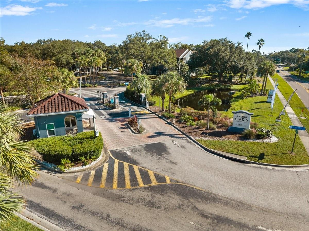 GRANDE OASIS AT CARROLLWOOD - Residential