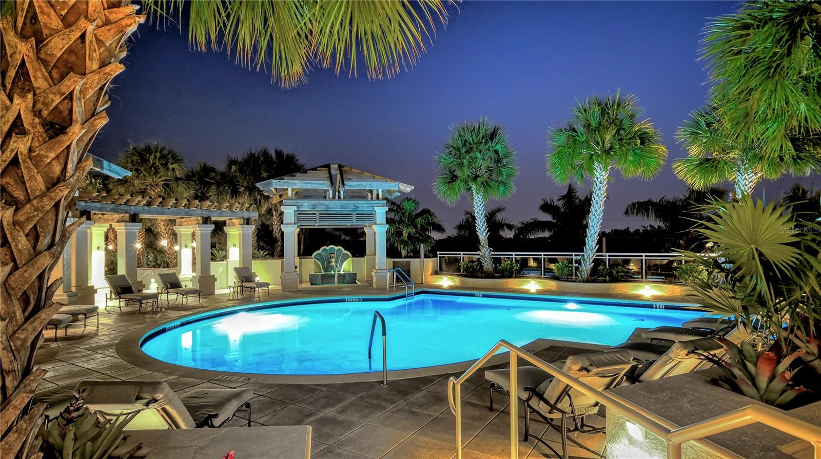 THE BEACH RESIDENCES - Residential