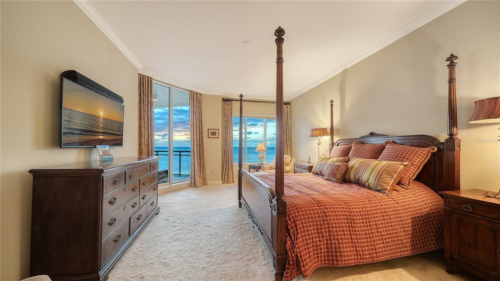 THE BEACH RESIDENCES - Residential