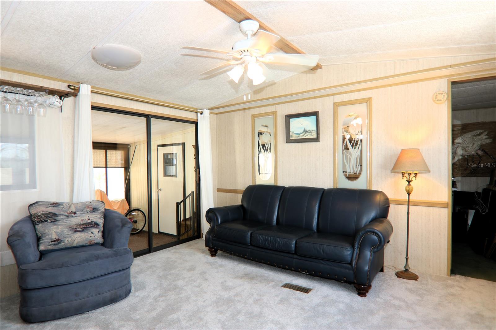 HARBOR LIGHTS MHP CO-OP - Residential