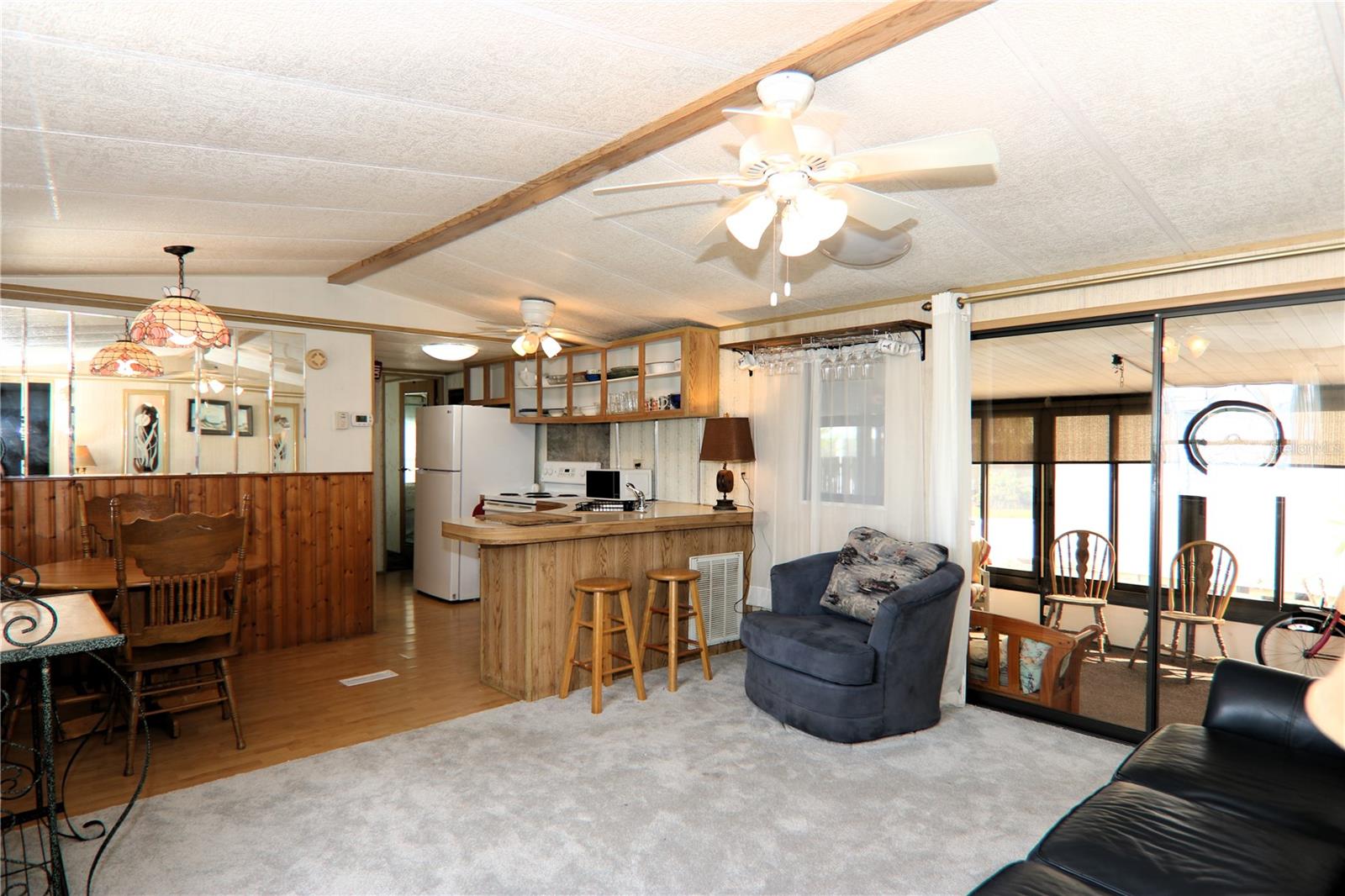 HARBOR LIGHTS MHP CO-OP - Residential