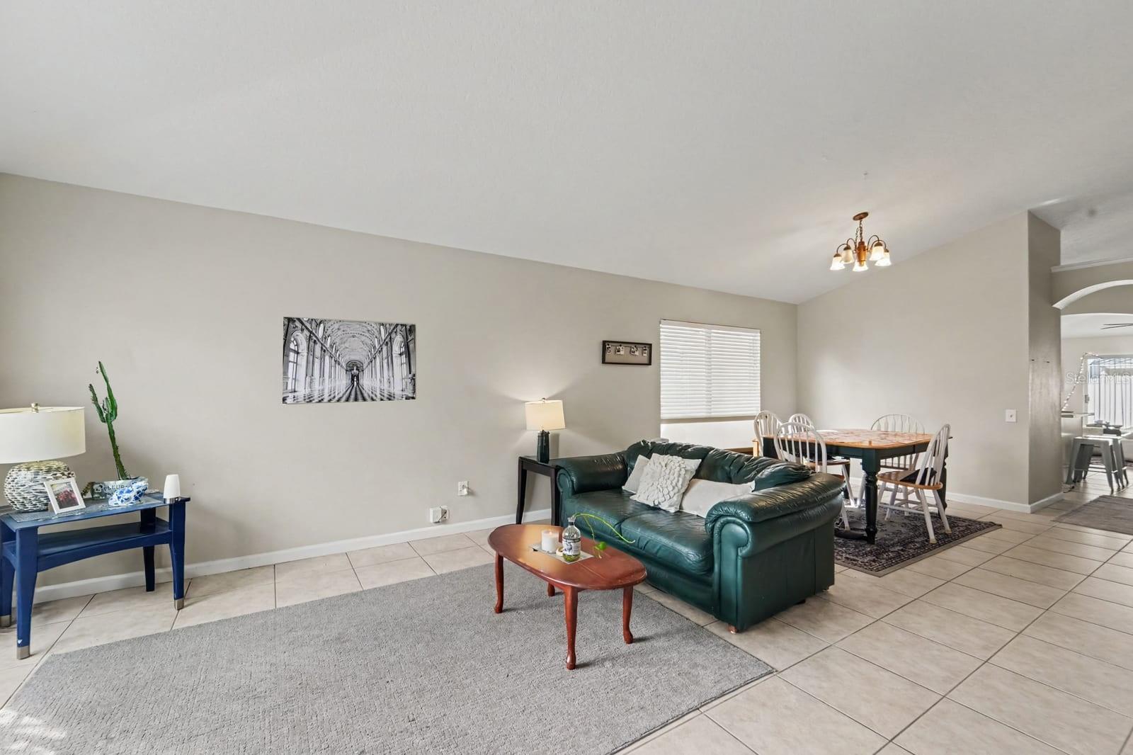 RIVERS POINTE - Residential