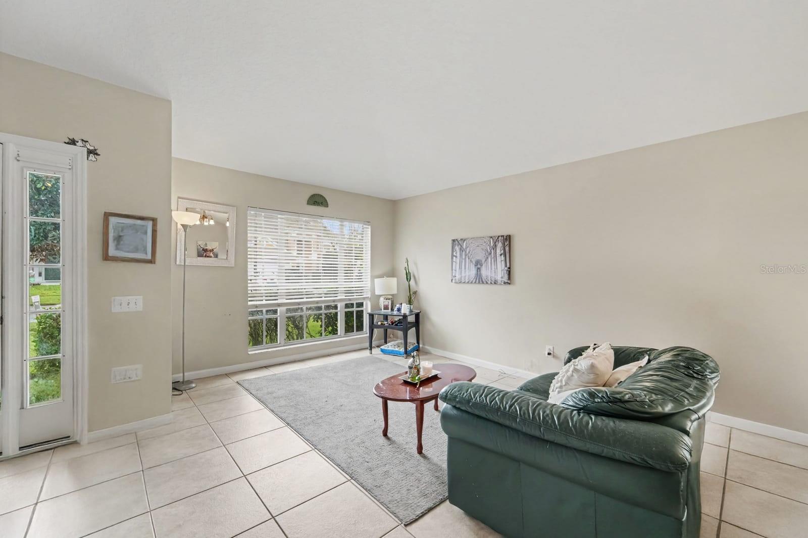 RIVERS POINTE - Residential