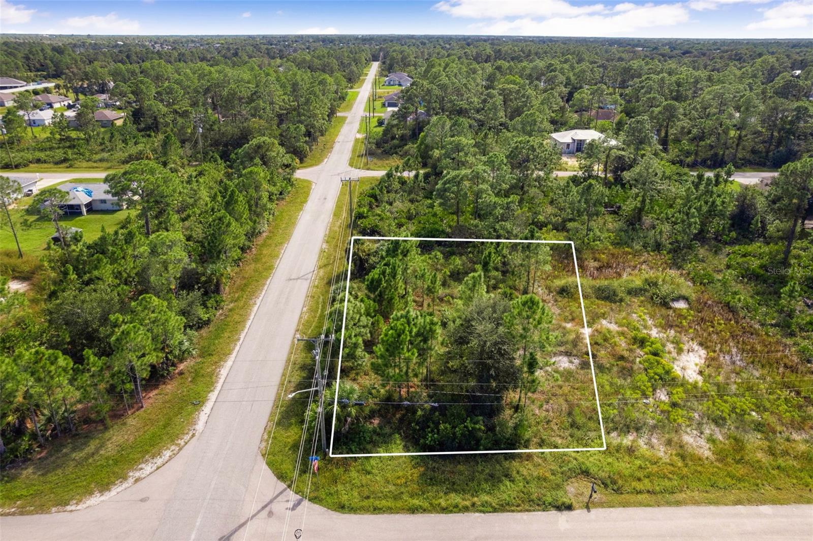 LEHIGH ACRES - Land