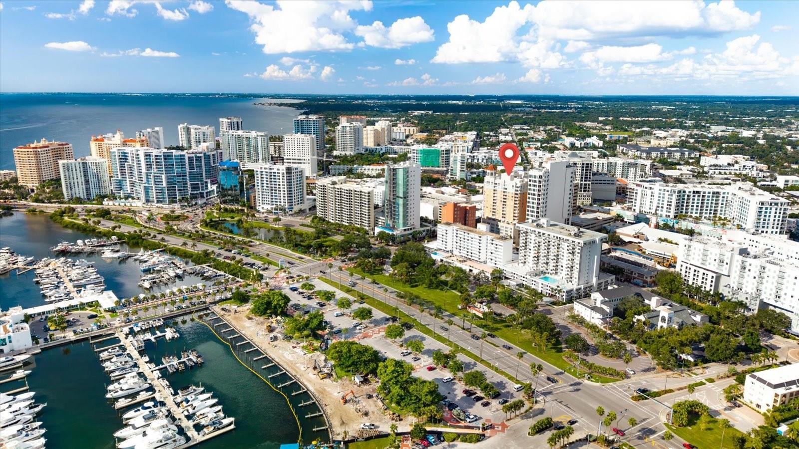 1350 MAIN RESIDENTIAL - Residential