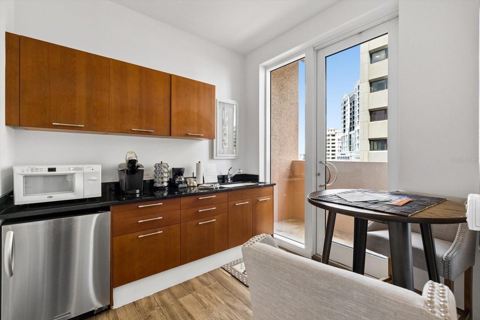 1350 MAIN RESIDENTIAL - Residential