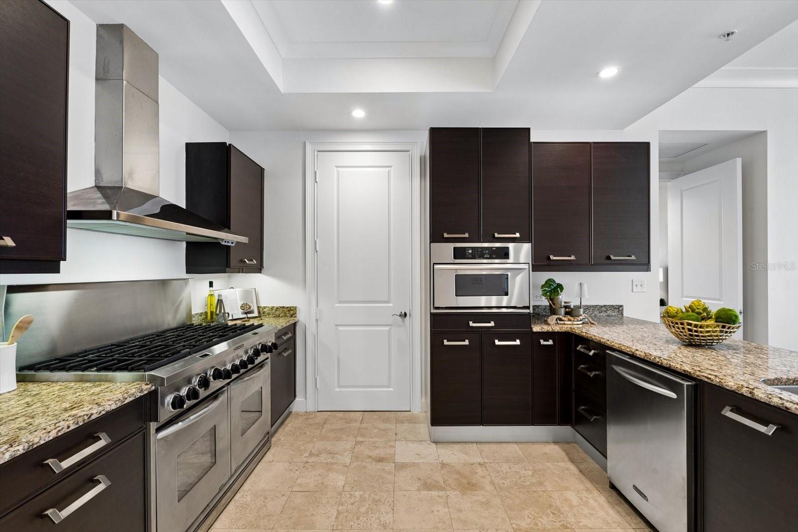 1350 MAIN RESIDENTIAL - Residential