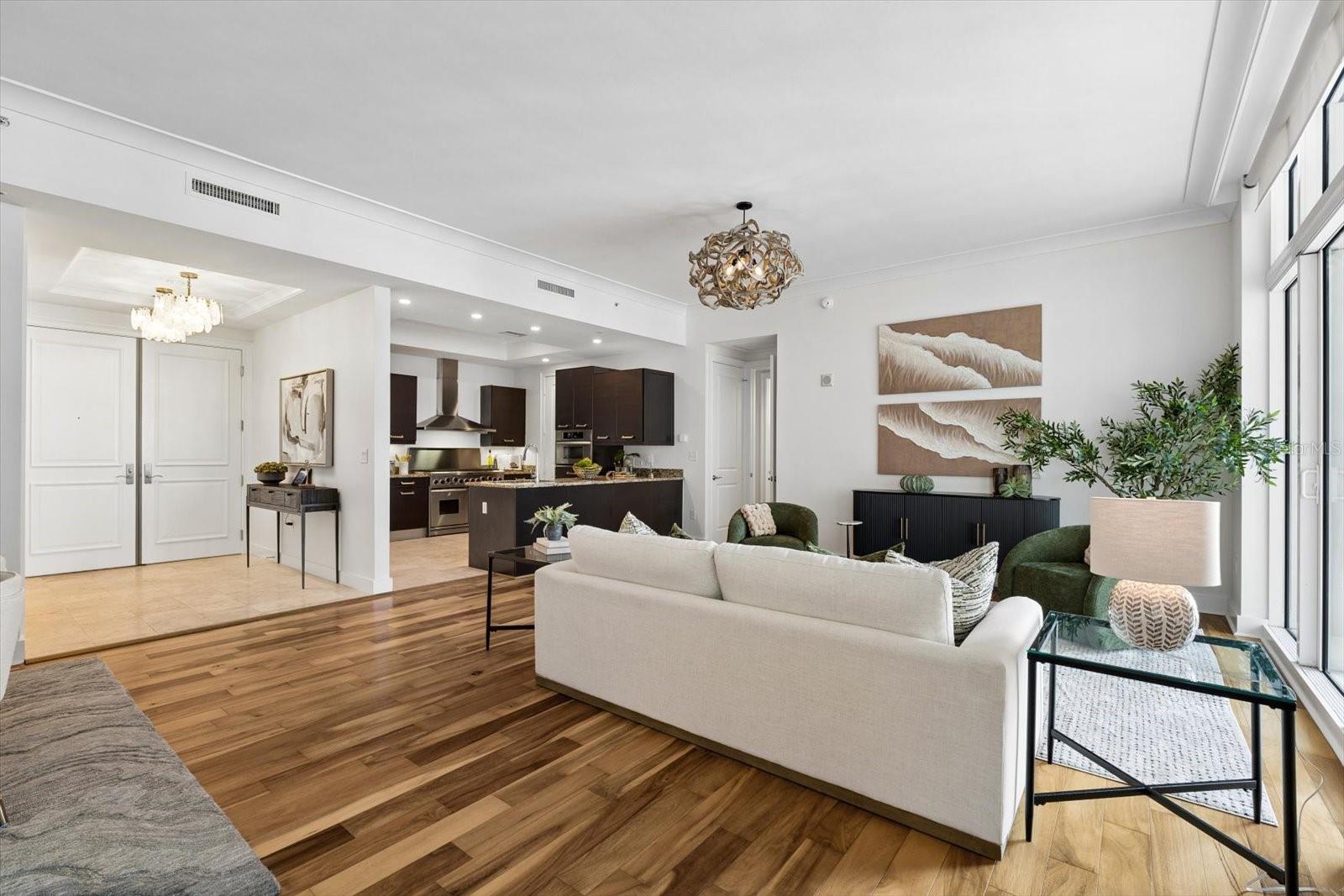 1350 MAIN RESIDENTIAL - Residential