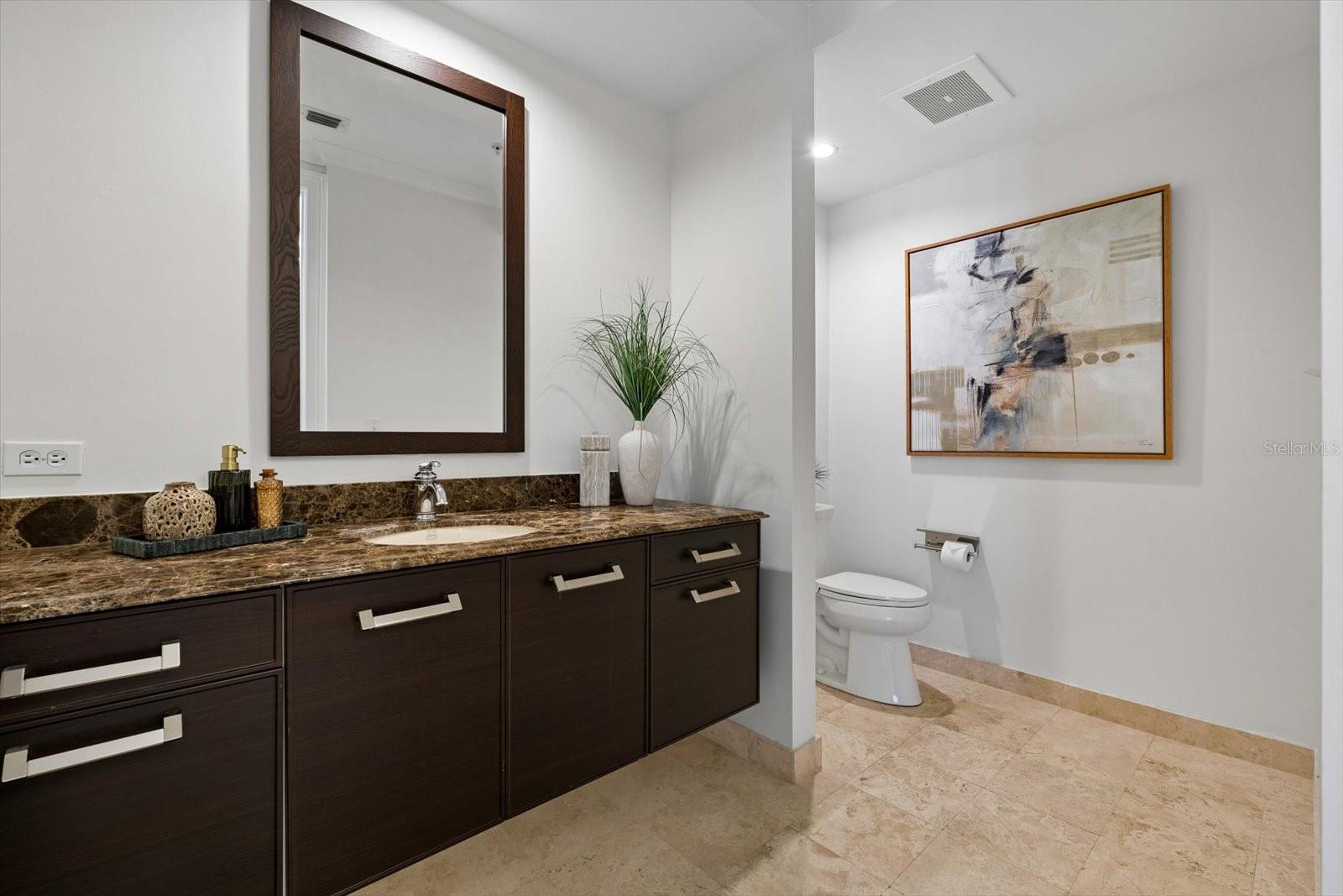 1350 MAIN RESIDENTIAL - Residential