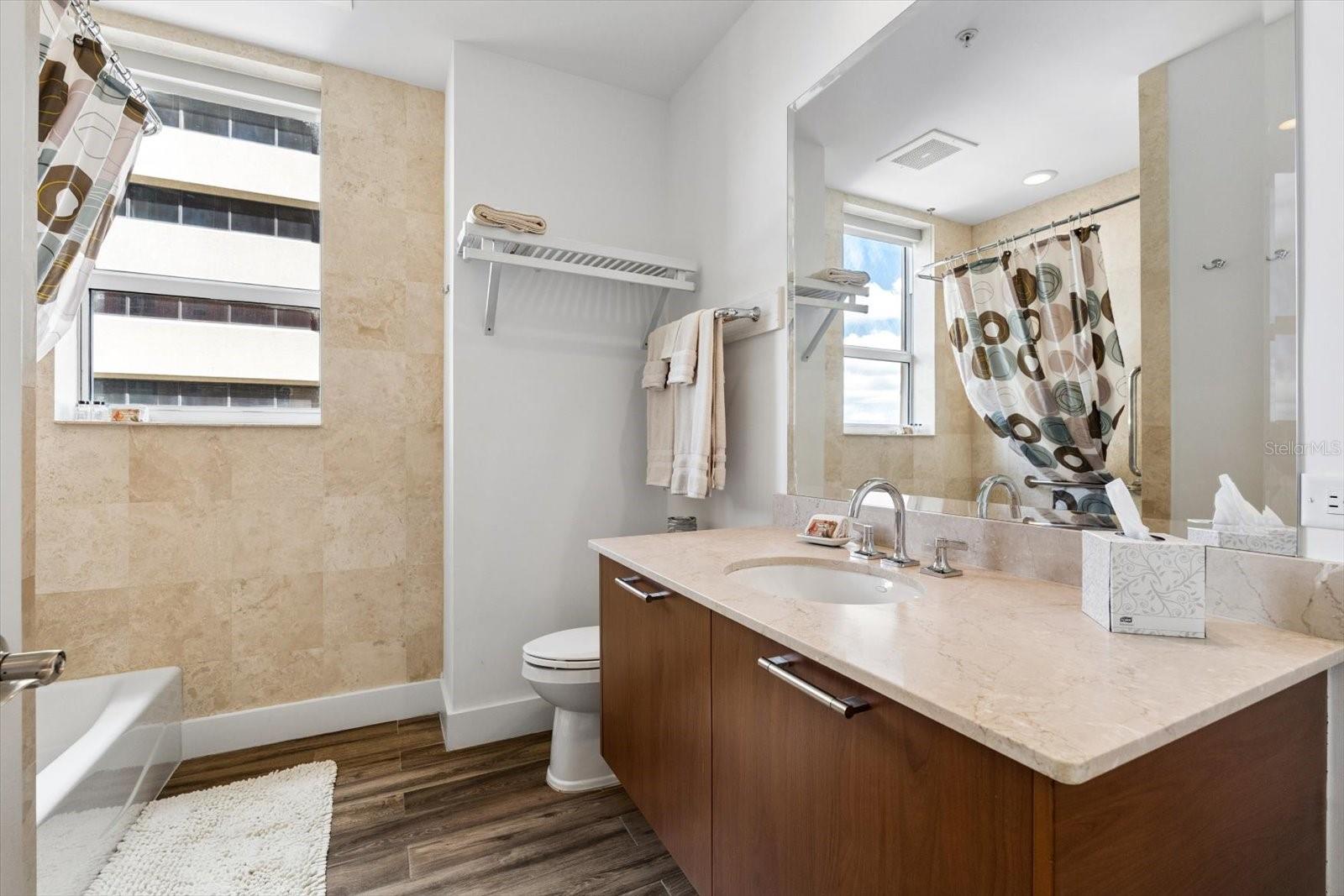 1350 MAIN RESIDENTIAL - Residential