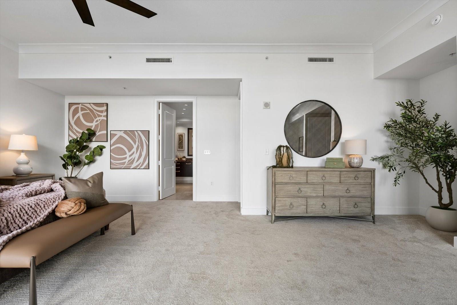 1350 MAIN RESIDENTIAL - Residential