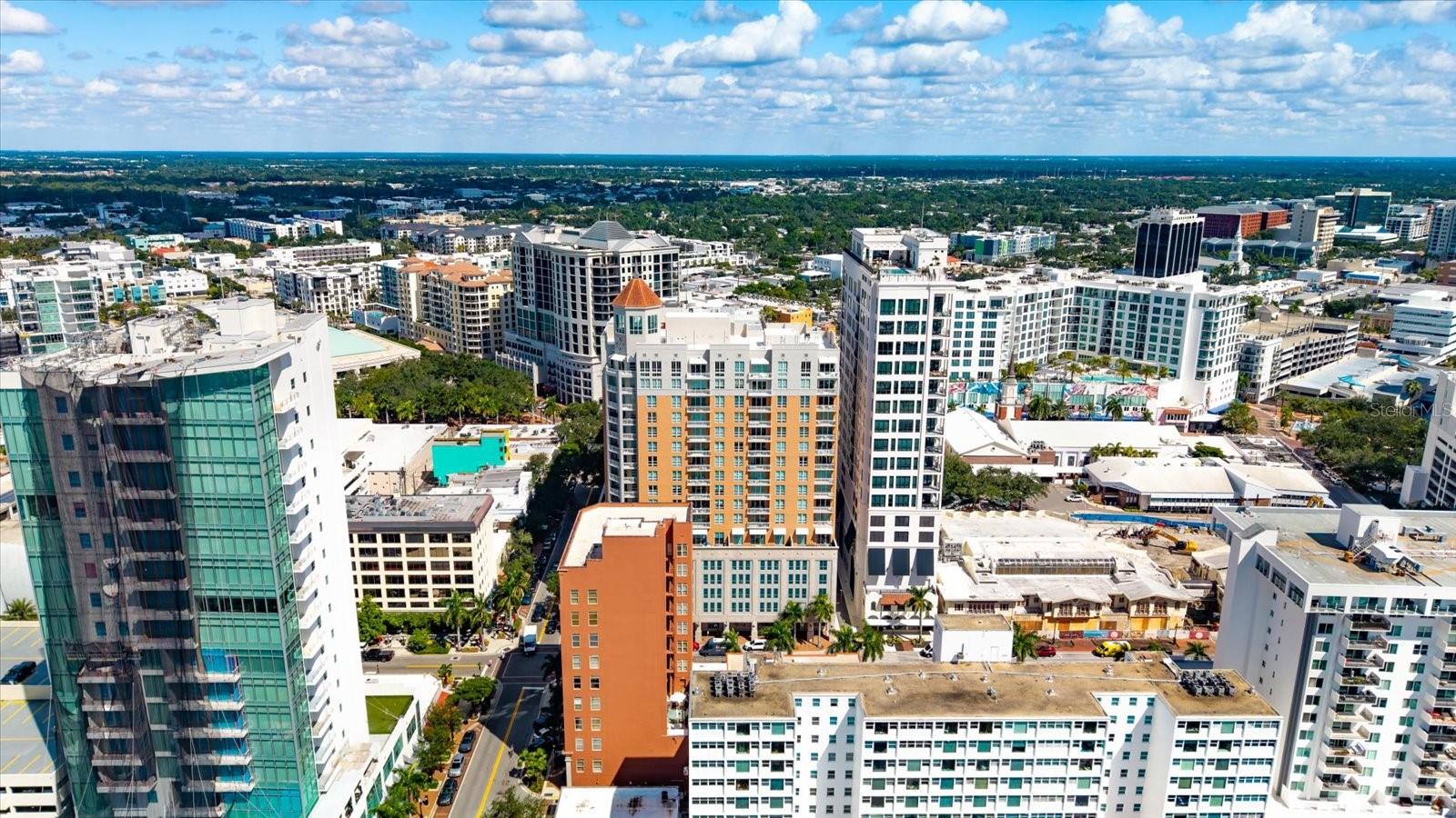 1350 MAIN RESIDENTIAL - Residential
