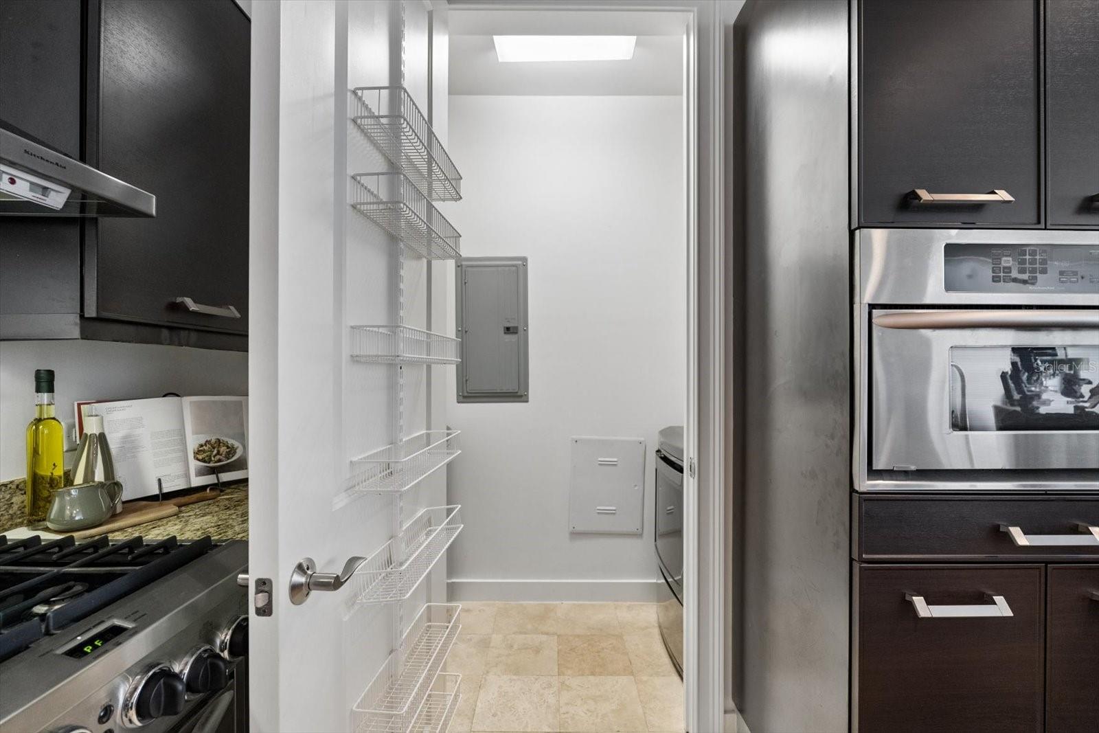 1350 MAIN RESIDENTIAL - Residential