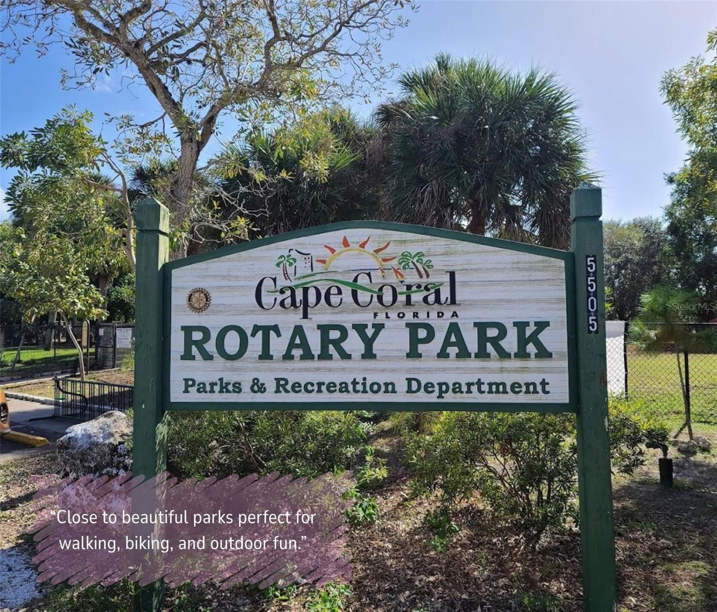 CAPE CORAL - Land