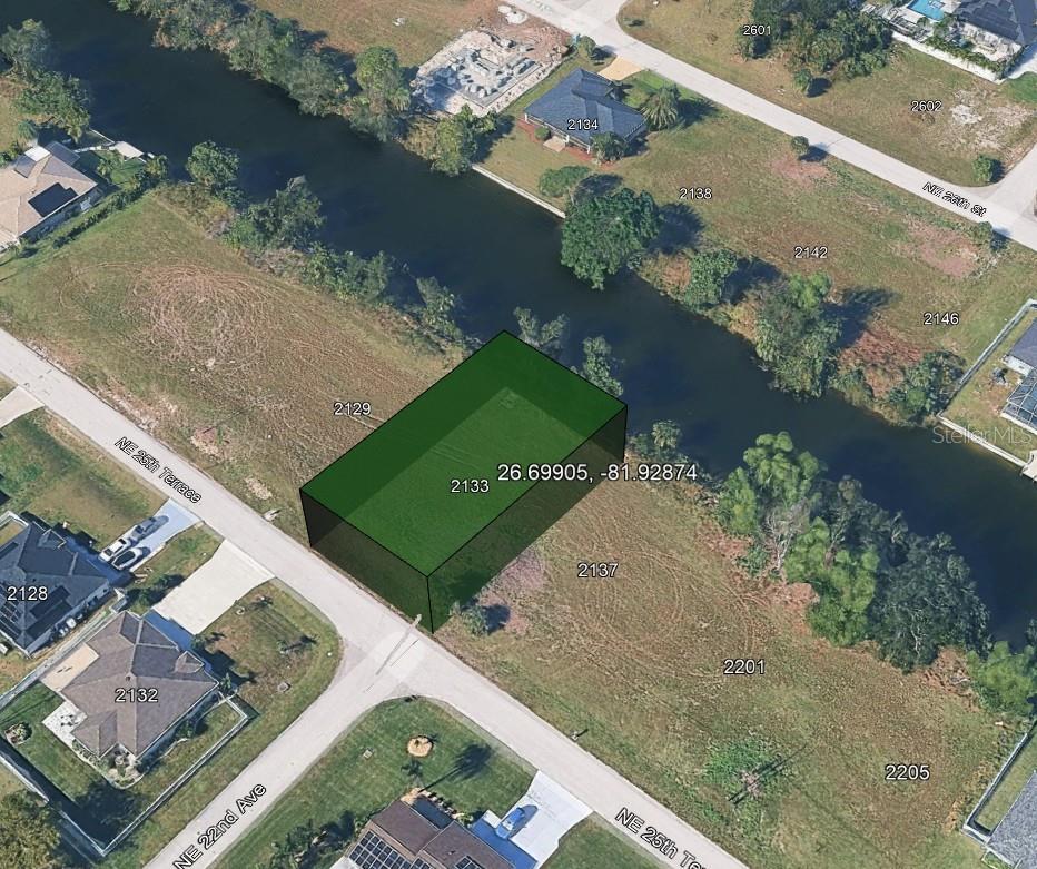 CAPE CORAL - Land