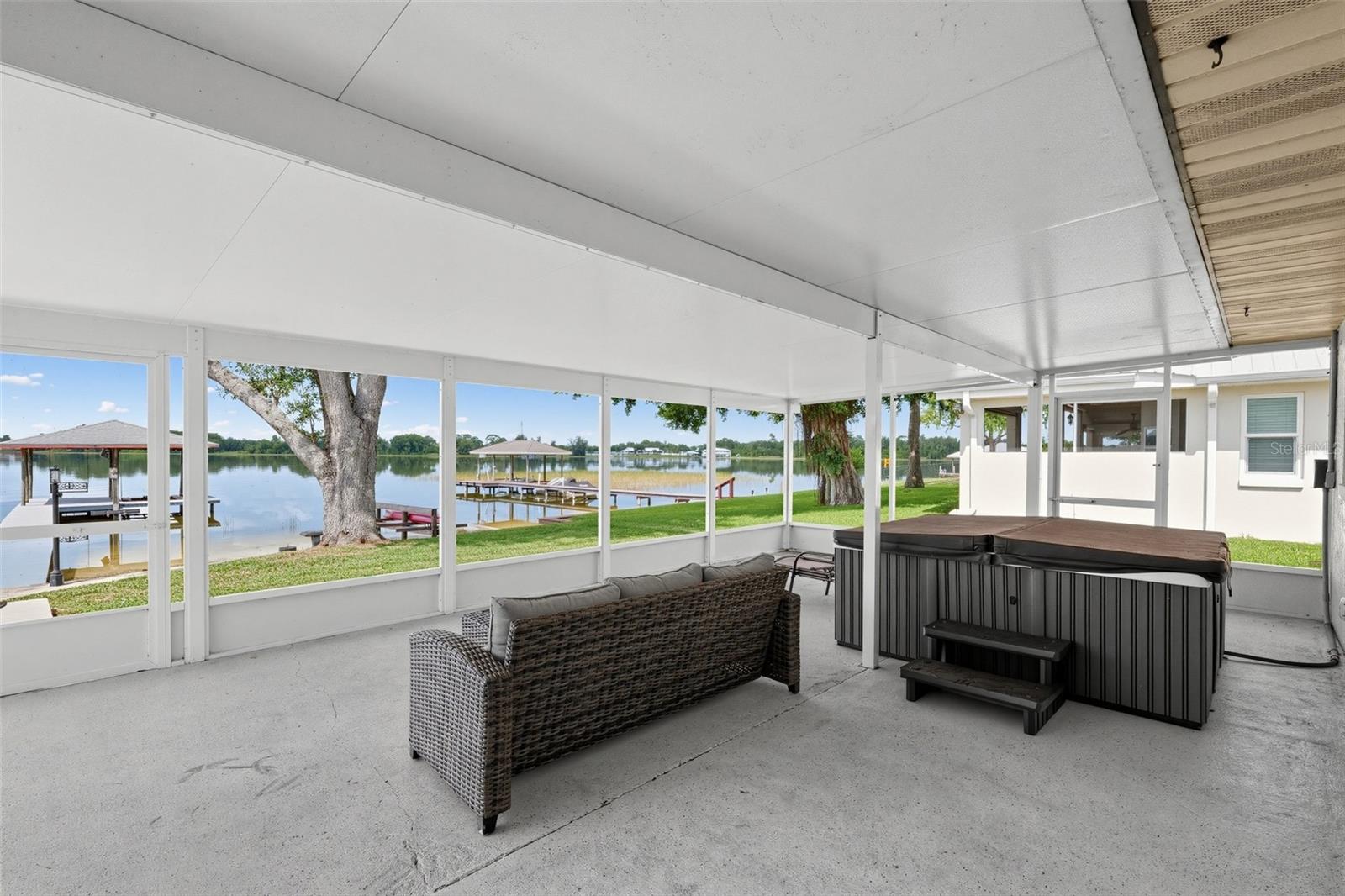 SUN N LAKES - Residential